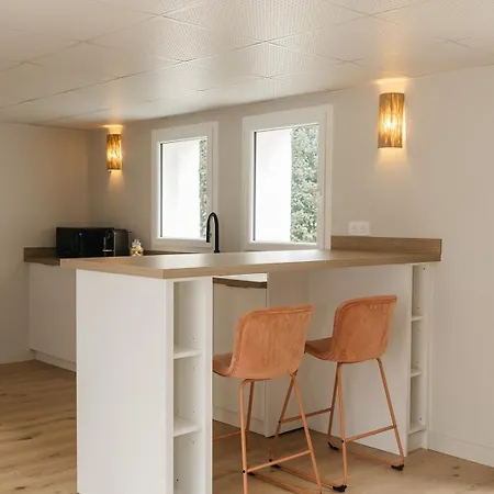 Sea-view Minutes From Deauville Appartement *