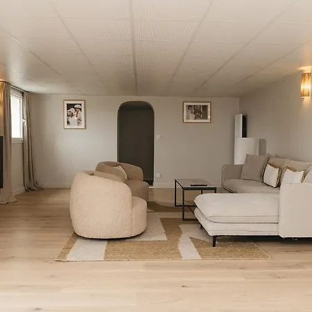 Sea-view Minutes From Deauville Appartement *